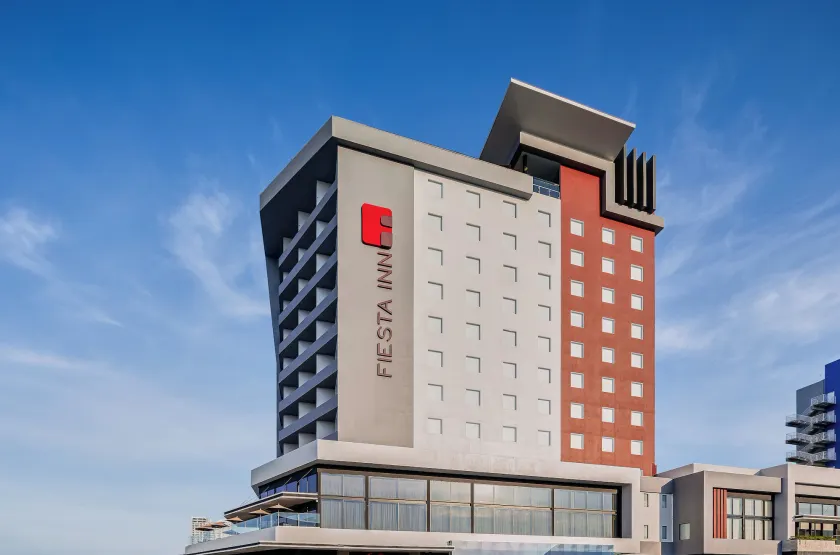 Fiesta Inn Mazatlán - Image 1
