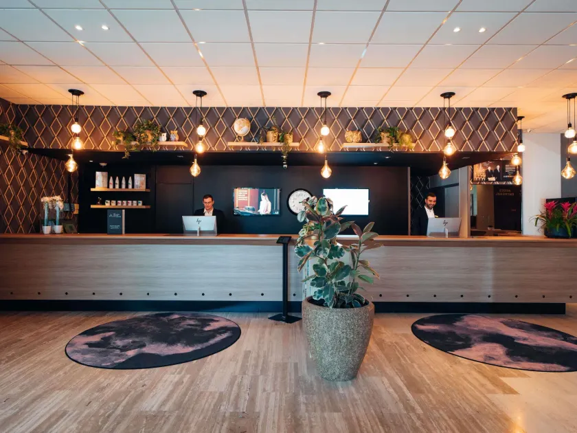 Mercure Paris Orly Rungis Aéroport - Image 1