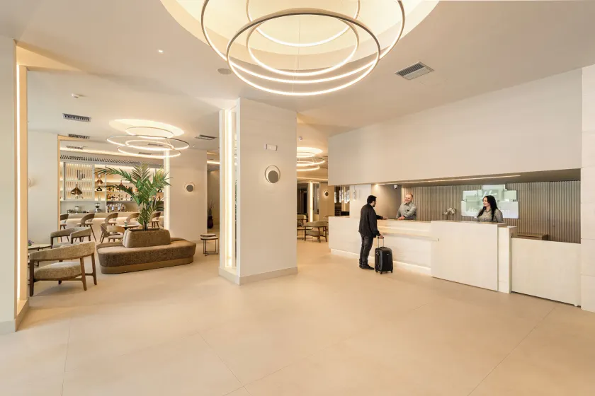 Holiday Inn Thessaloniki by IHG - Image 1