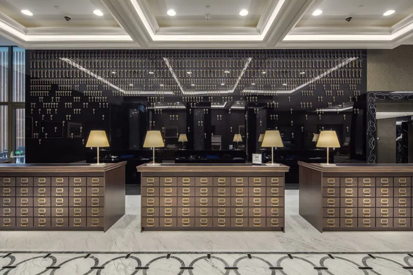 Hilton Podgorica Crna Gora - Interior entrance