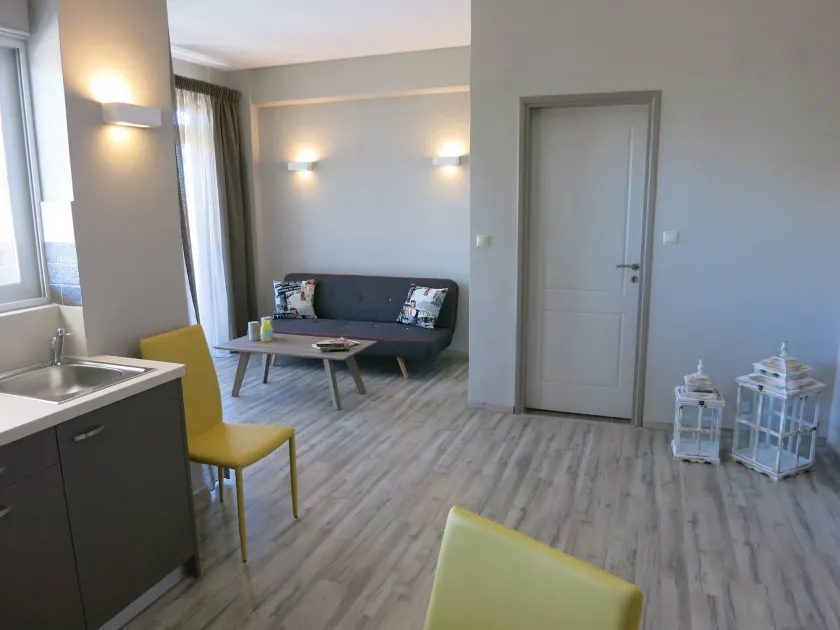 Pantheon Aparthotel - Image 1