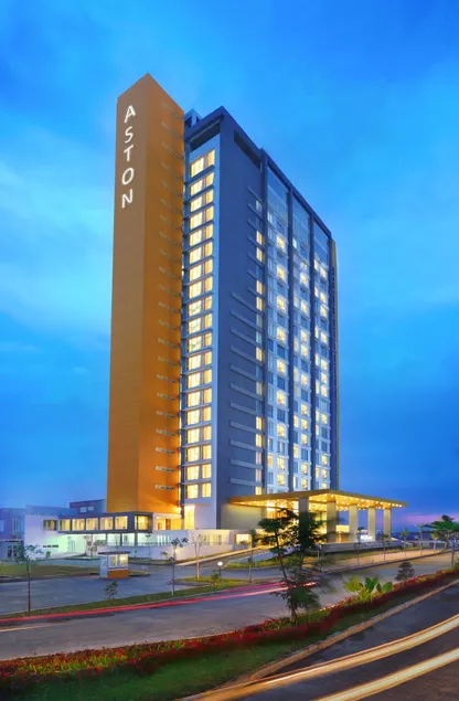 Grand Tan Banjarmasin Hotel & Convention Center - Image 1