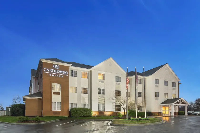Candlewood Suites - Charlotte - Arrowood by IHG - Image 1
