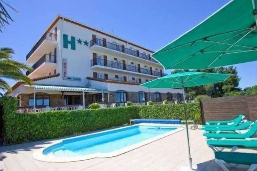 Hôtel Le Belvédère, Saint-Cyprien - Image 1