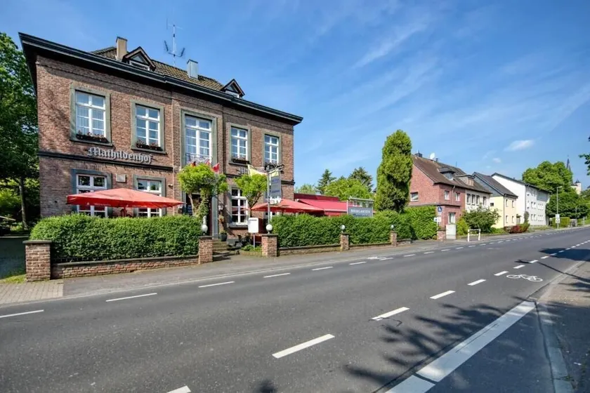 Hotel Restaurant Mathildenhof - Image 1