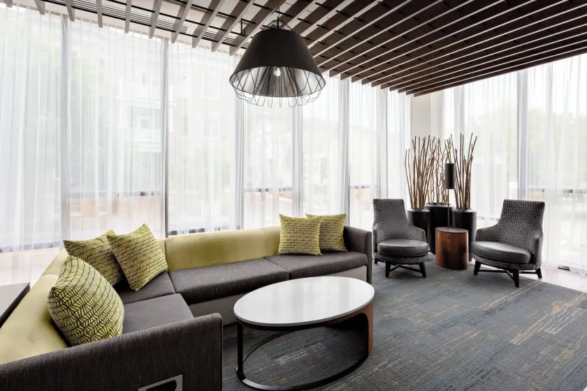 Courtyard by Marriott Knoxville Downtown - Image 1