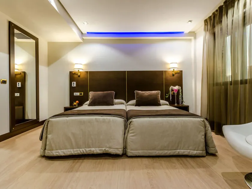Hotel Princess - Image 1