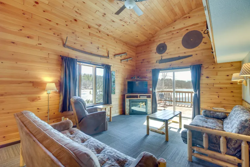 Fire Pit + Lake View: Cozy Park Rapids Cabin - Image 1