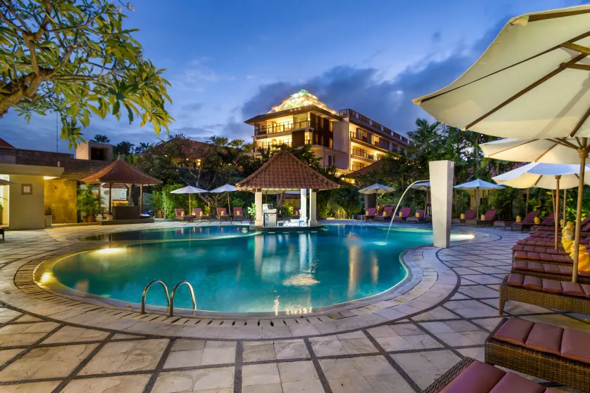 Puri Raja Hotel - Image 1