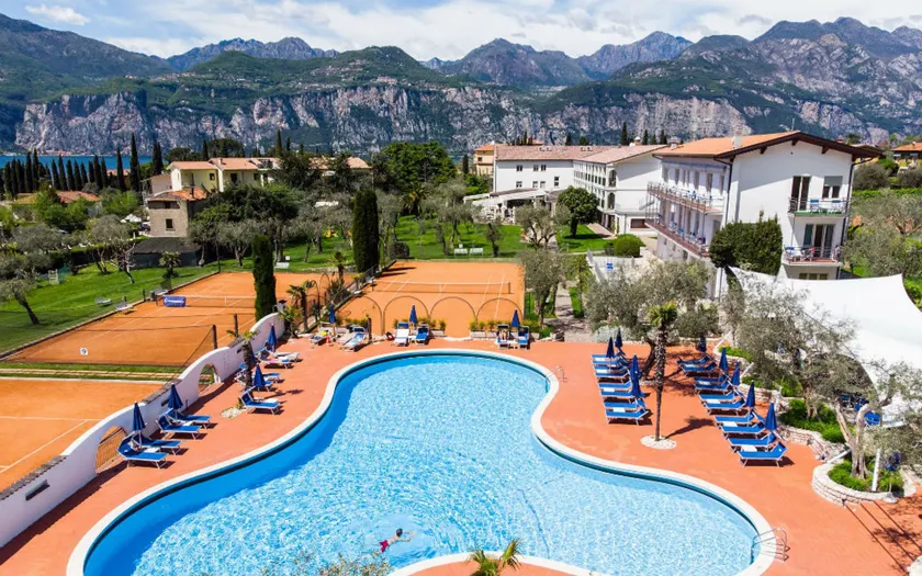 Club Hotel Olivi - Tennis Center - Image 1