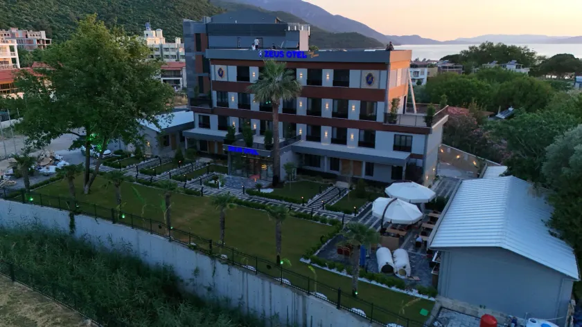 Zeus Otel - Image 1