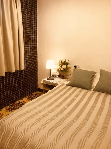 Tong Luo Wan Hostel - Image 1