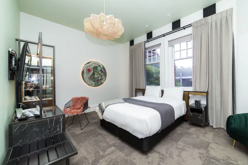 Clarence Boutique Hotel - Image 1
