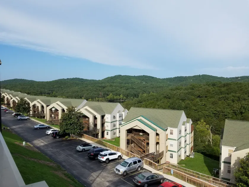 Branson Condo Resorts Silver Dollar City - Image 1