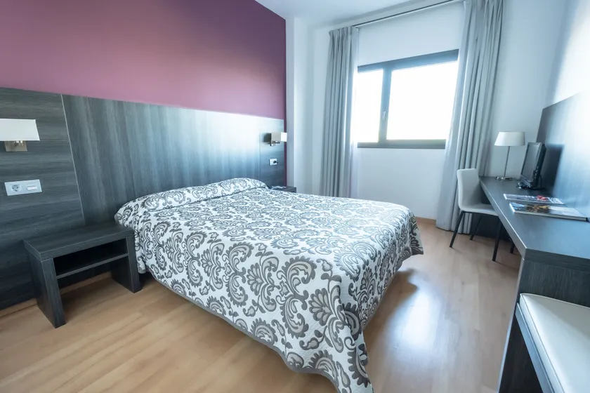 Hotel Abades Via Norte - Image 1