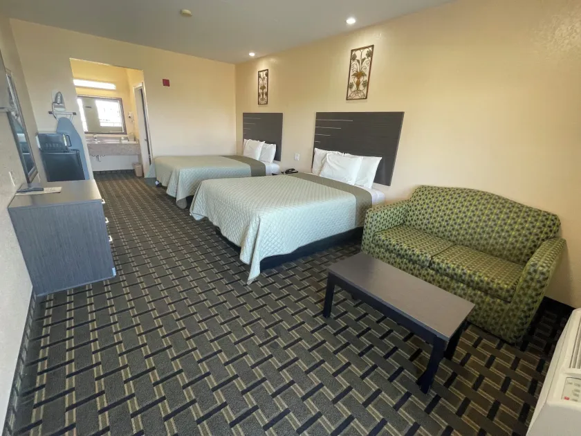 Homegate Inn & Suites West Memphis - Image 1