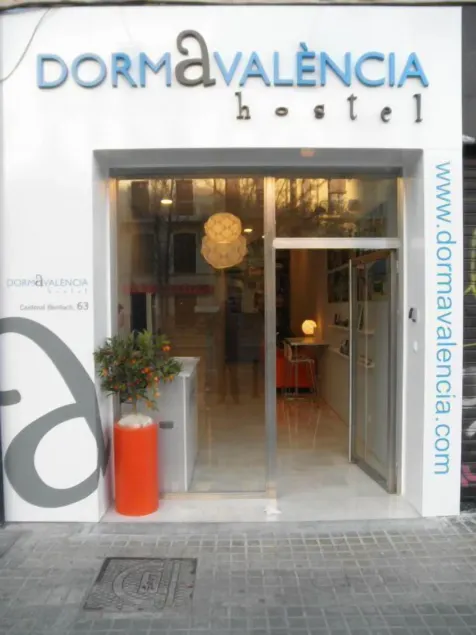 Dormavalencia Hostel - Image 1