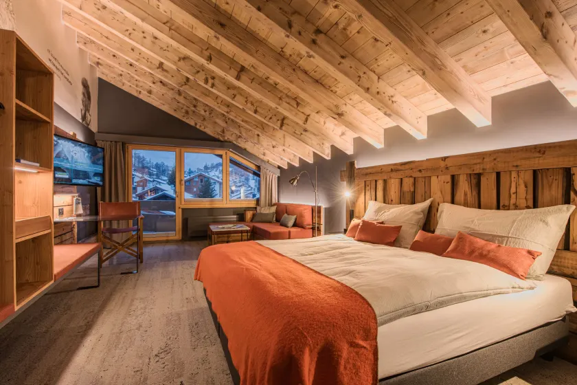 BaseCamp Hotel - Image 1