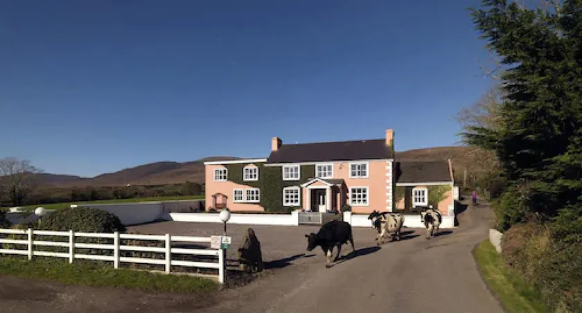 Murphys Farmhouse B&B - Image 1