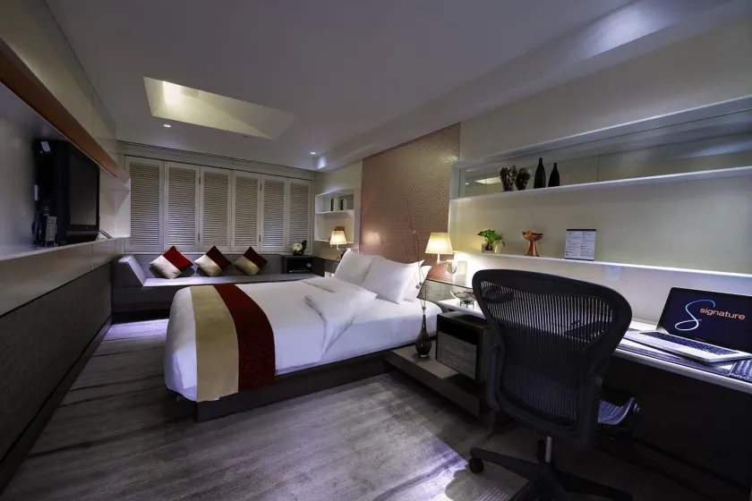 Charterhouse Causeway Bay - Image 1