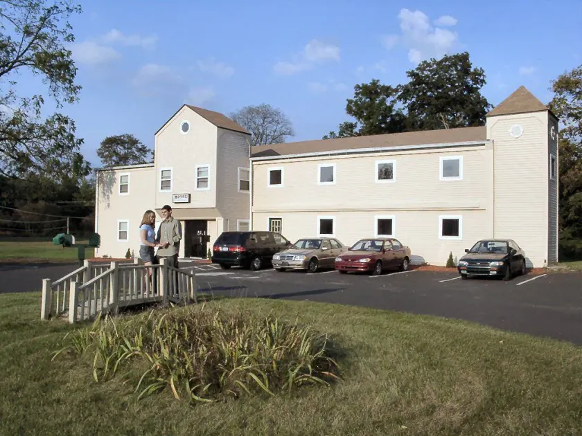 Value Inn East Stroudsburg - Image 1