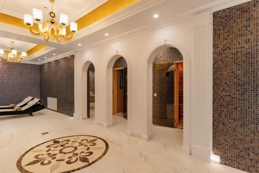 Hotel NOBLESSE Boutique&Spa - Image 1