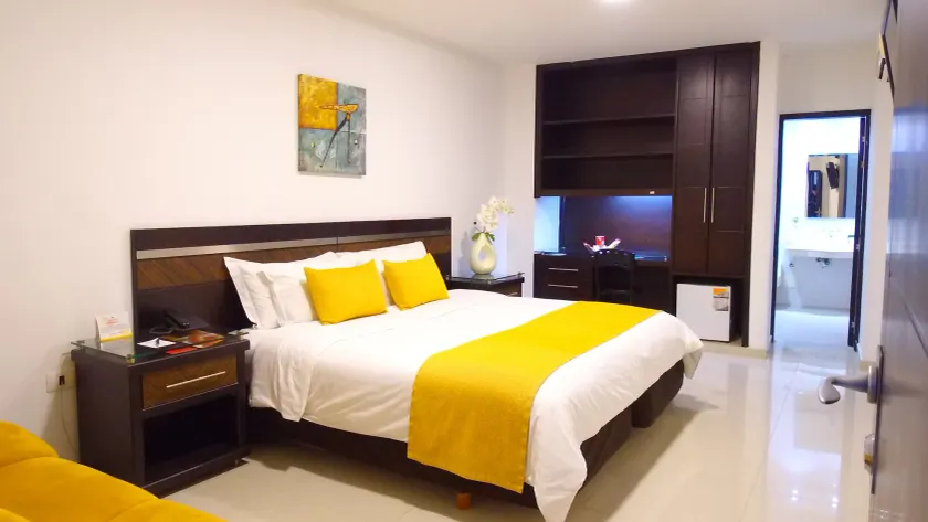 Hotel San José Plaza - Image 1
