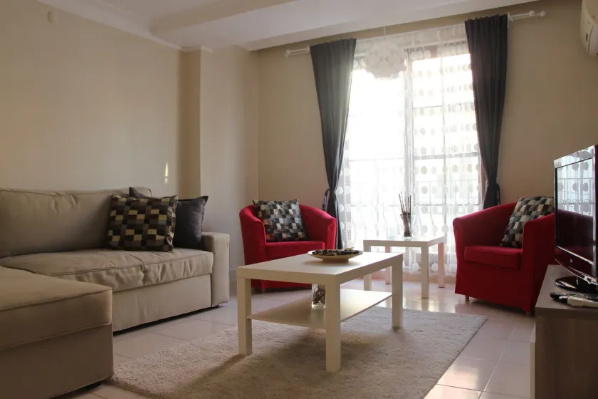 Kinzi House - Image 1