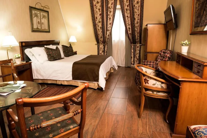 Mayflower Suites - Image 1