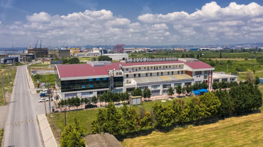 MARINN DELUXE HOTEL - Image 1