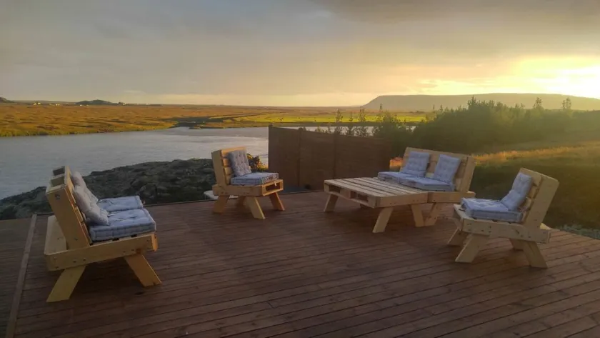 Paradise Cabin - Image 1