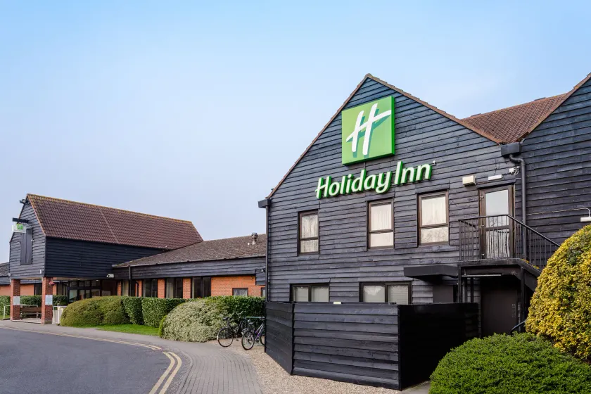 Holiday Inn Cambridge by IHG - Image 1
