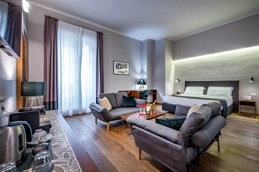 Antico Centro Suite - Image 1