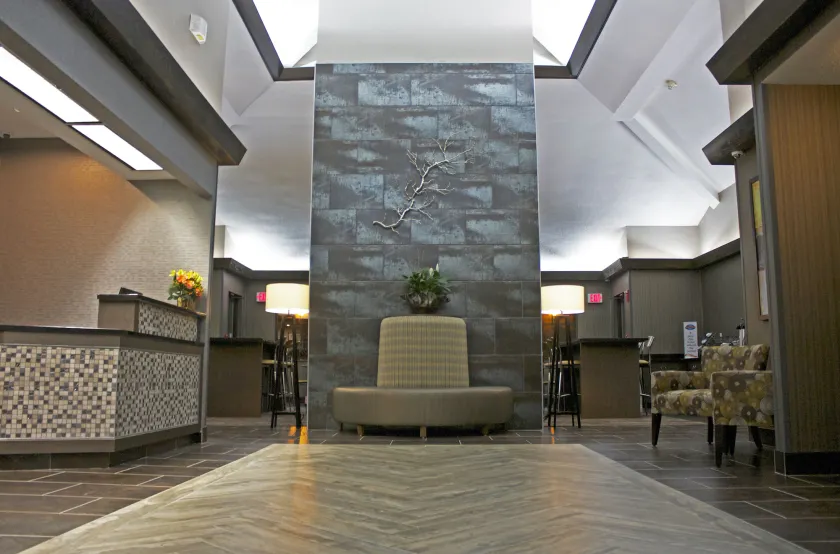 Super 8 by Wyndham Copley Akron - Image 1