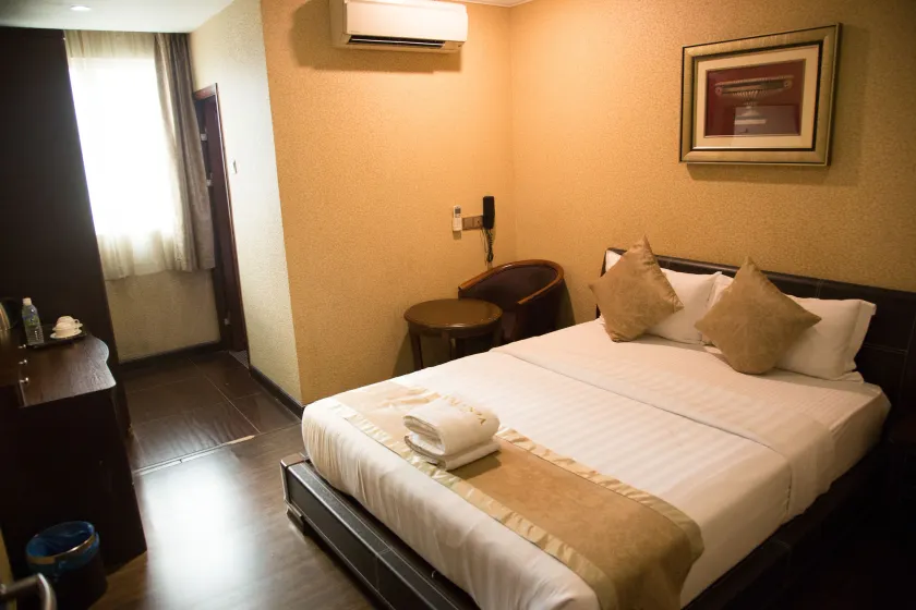 Hotel Valenza - Image 1