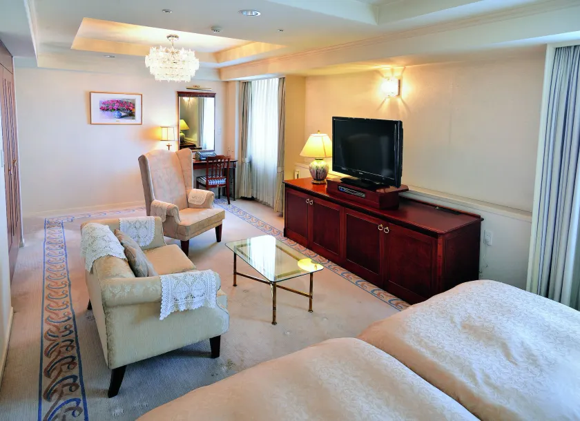 Bandai Silver Hotel - Image 1