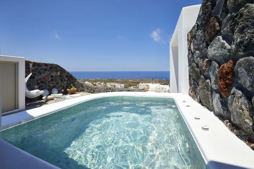 Mellow Luxury Cave - Image 1
