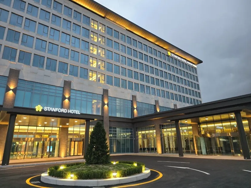 Stanford hotel Andong - Image 1
