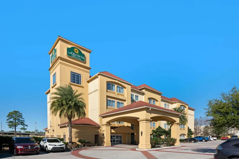 La Quinta by Wyndham Houston IAH Bush Intl Airport E - Image 1