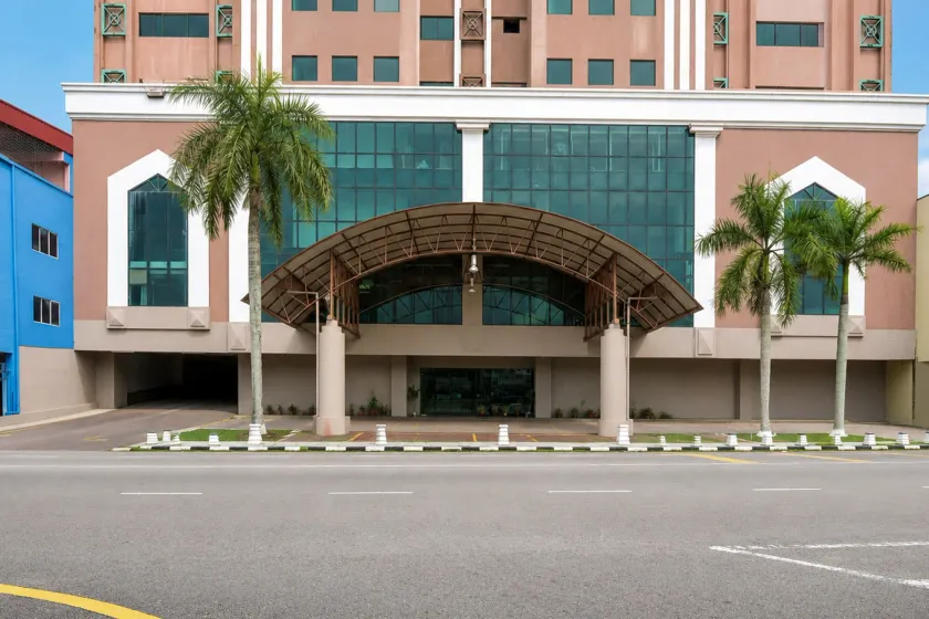 Palette - Kota Tinggi Mayres Hotel - Image 1