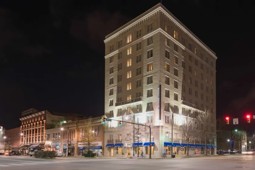 Hampton Inn & Suites Montgomery-Downtown - Image 1