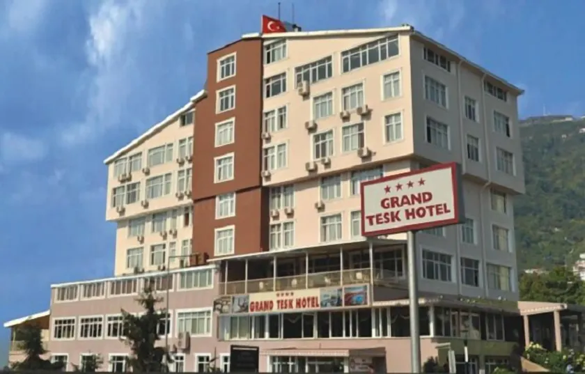 Grand Hotel Tesk - Image 1
