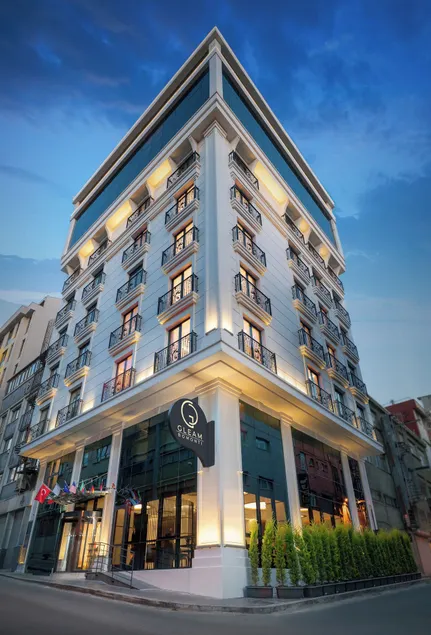 Gleam Bomonti Hotel - Image 1