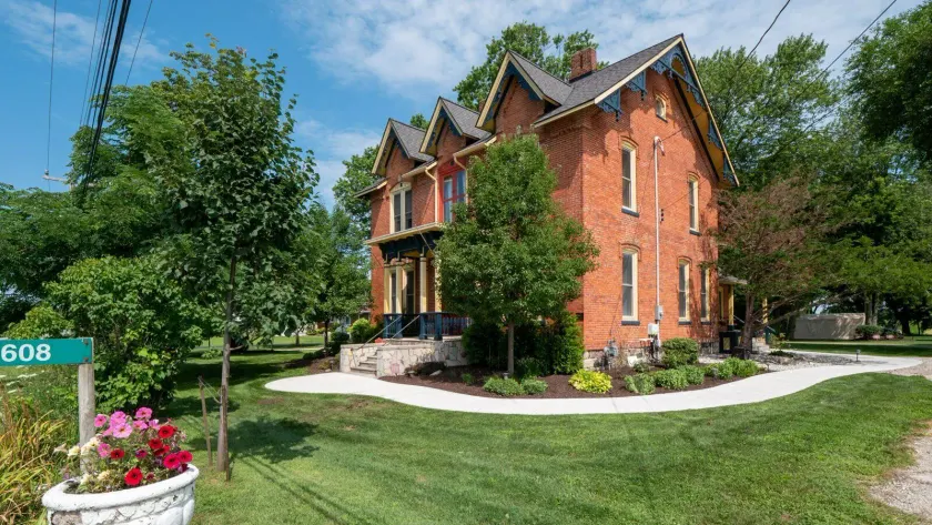 The Woodbridge House - Image 1
