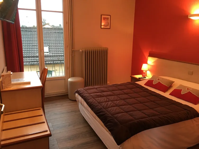 "Contact Hôtel" Le Saint Rémy - Chalon Sud - Image 1
