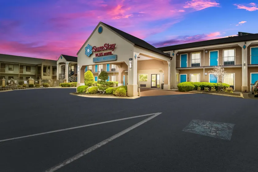 SureStay Plus Hotel by Best Western Jackson - Image 1
