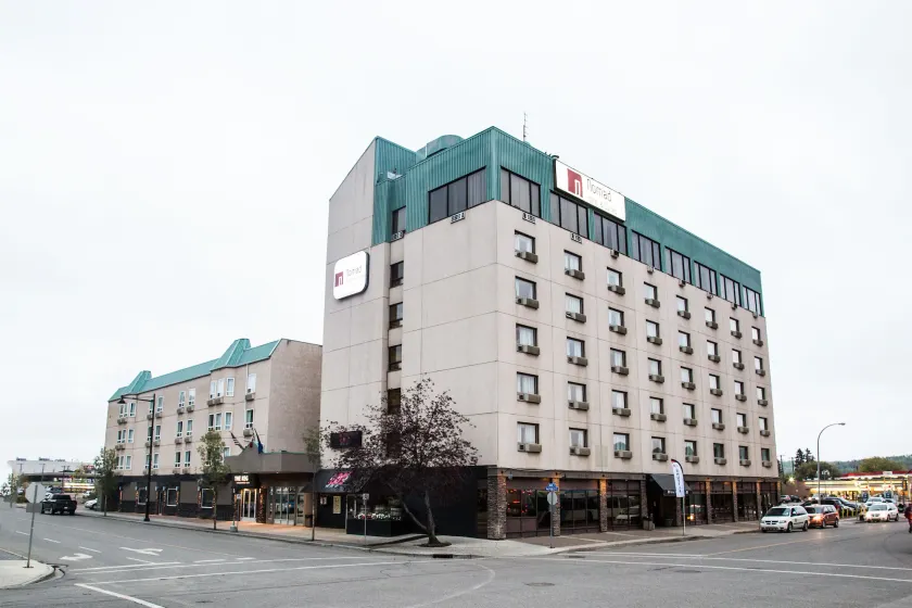 Nomad Hotel & Suites - Image 1