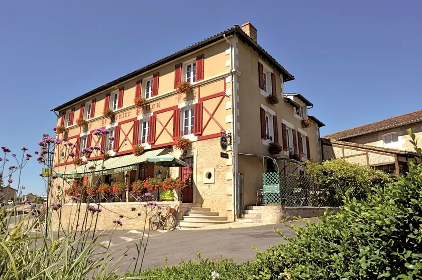 Logis Auberge le centre poitou - Image 1