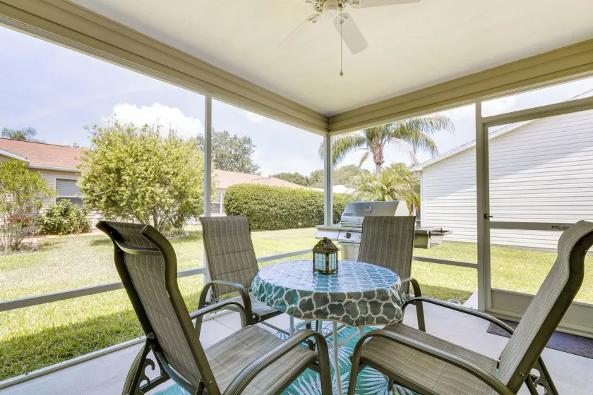 Complimentary Golf Cart! Home in The Villages - Image 1