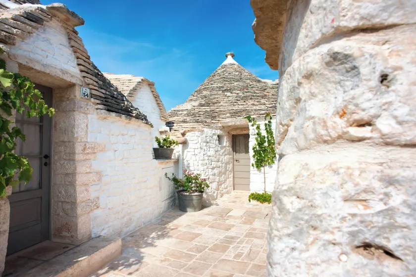 Trulli Holiday Albergo Diffuso - Image 1